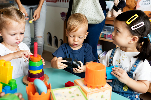 What are the differences between daycare and preschool?